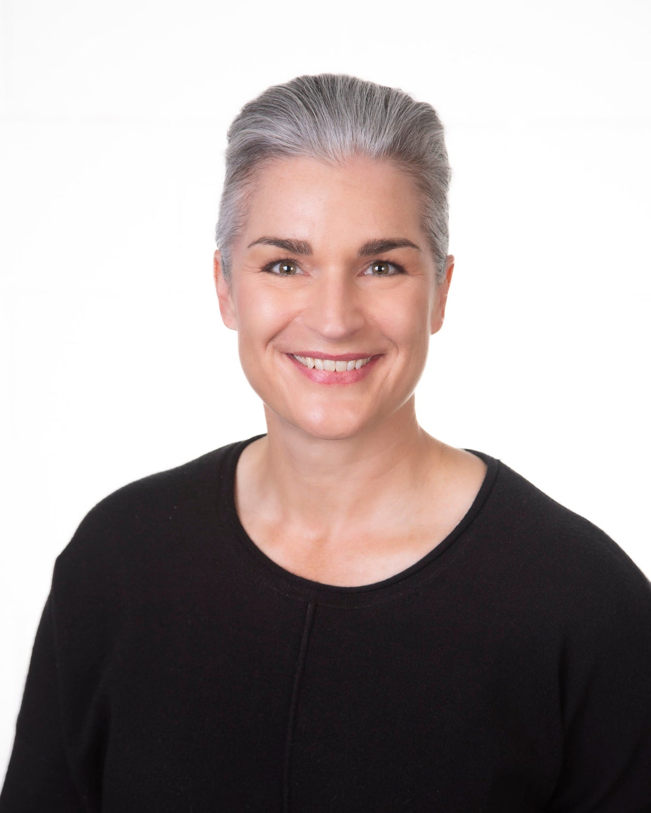headshot of Mary-Jo Lough abstract artist from Calgary